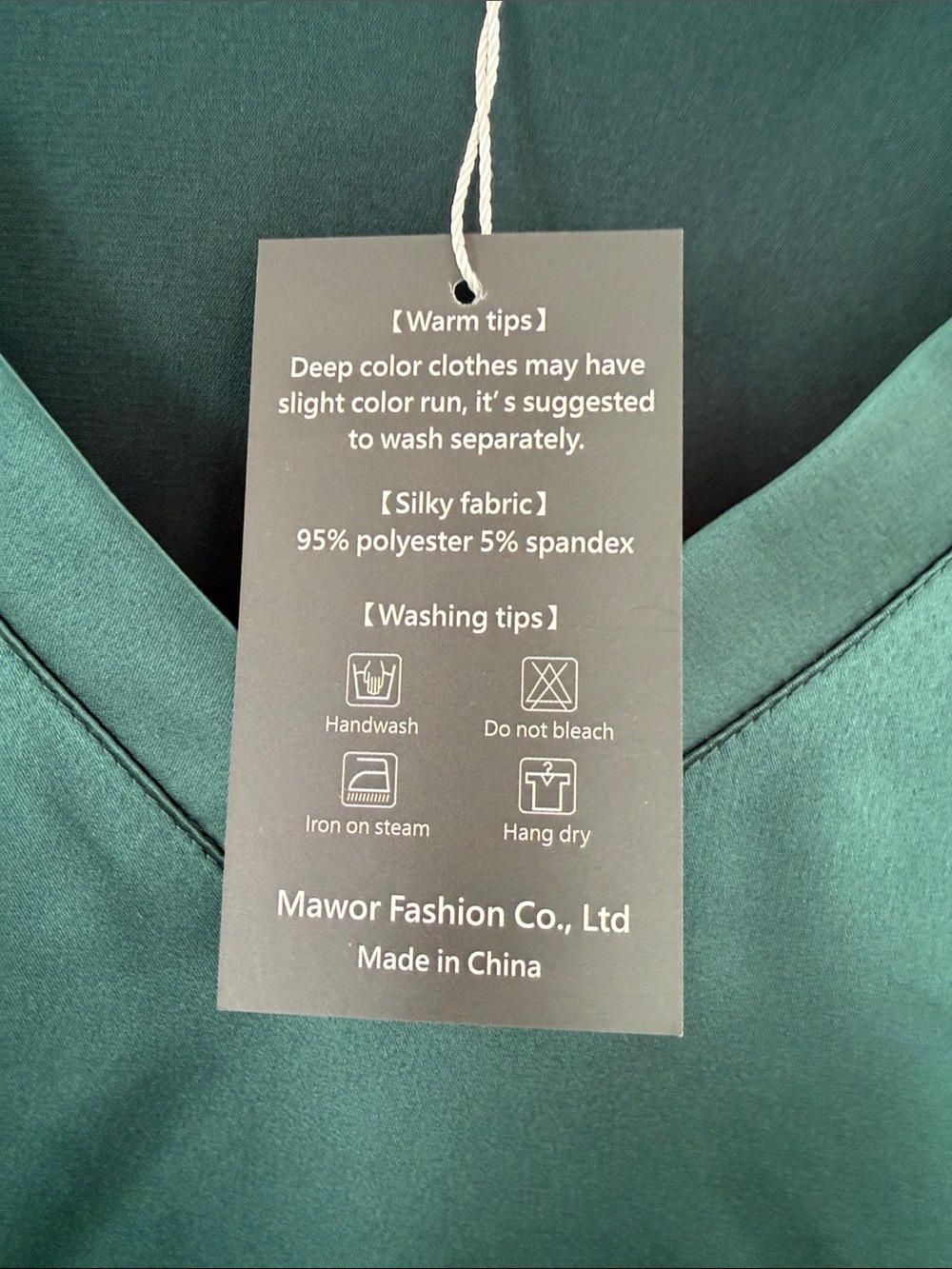 Women's Green V-Neck Sleeveless Blouse, size XL New with Tags - Picture 3 of 3